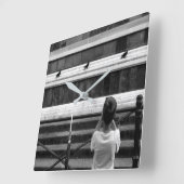 Kleine fotograaf vierkante klok (Hoek)