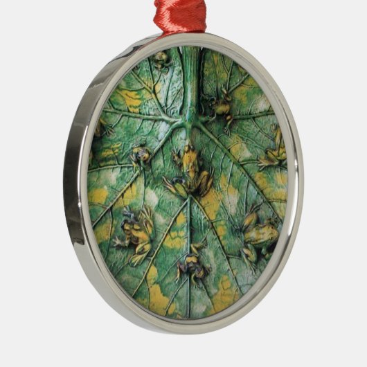 KLEINE FROGS OP EEN GROENE LEAF METALEN ORNAMENT (Rechts)