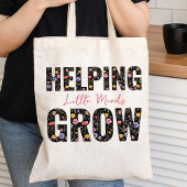 Kleine geesten helpen met het kweken van wildbloem tote bag