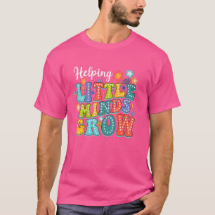 Kleine geesten helpen om de leraar de eerste dag t t-shirt