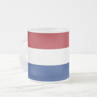 Kleine glazen mok met vlag van Nederland