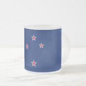 Kleine glazen mok met vlag van Nieuw-Zeeland (Voorkant rechts)