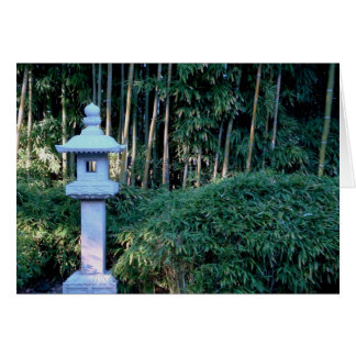 Kleine grijze tempel/Pequeño templo gris