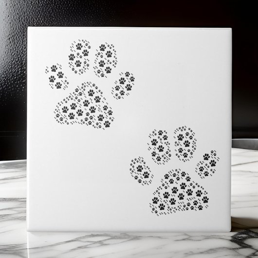 Kleine grote hond Paw Prints | Zwarte keramische T Tegeltje