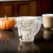 Kleine  heks en zwarte kat latte mok