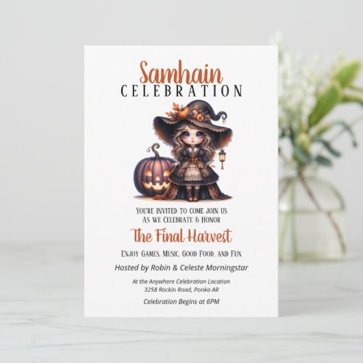 Kleine heks Samhain oogsten Halloween Party Kaart (Staand voorkant)