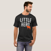 Kleine Held Schattig Dier Koe T-shirt (Voorkant volledig)