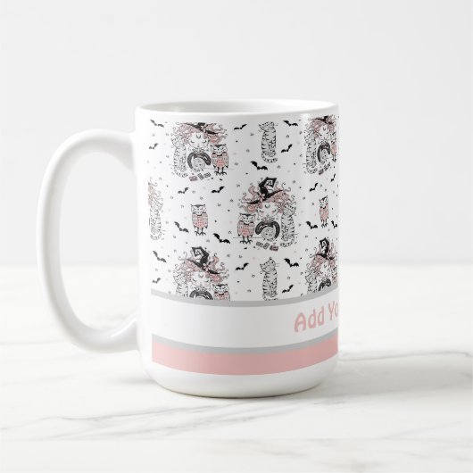 Kleine hidjameisjes met vleermuizen en eigenaars koffiemok (Links)