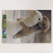 Kleine hondenpuzzel, de gans knuffelen. legpuzzel (Horizontaal)