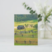 Kleine houten schuur op briefkaart van boerderij (Staand voorkant)