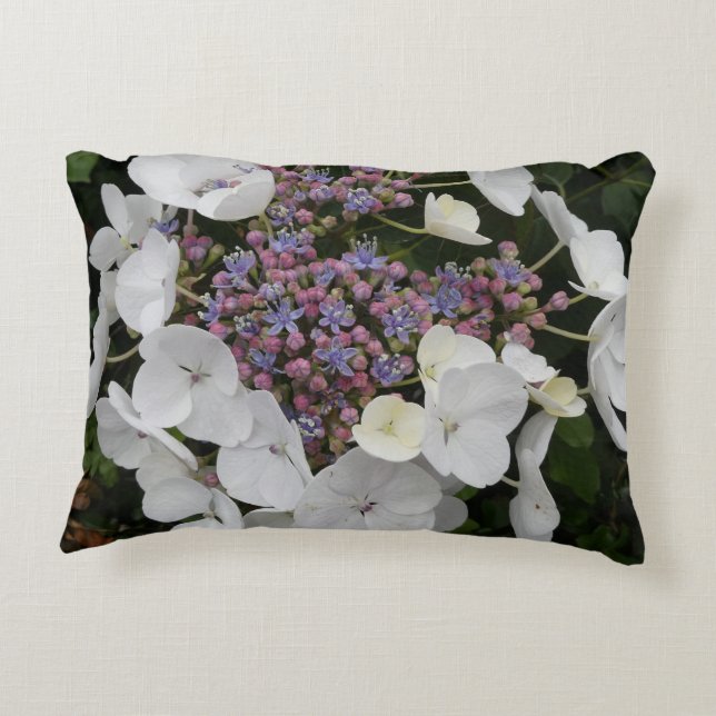 Kleine Hydrangea Bloemen Patroon Accent Kussen (Achterkant)