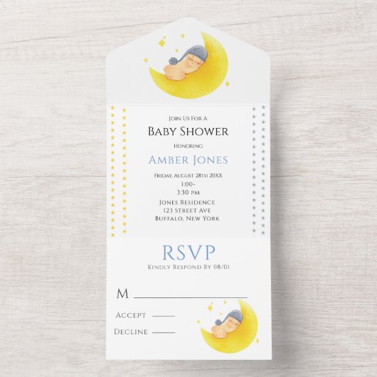 Kleine jongen en het Moon Baby shower All In One Uitnodiging (Binnen)