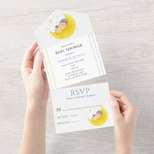 Kleine jongen en het Moon Baby shower All In One Uitnodiging