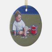 Kleine jongen met Sandcastle en Beach Bucket Keramisch Ornament (Rechts)