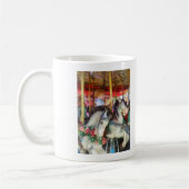 Kleine jongen op Carousel Koffiemok (Links)