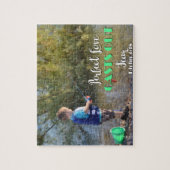 Kleine jongen Vist angst uit te steken Legpuzzel (Verticaal)