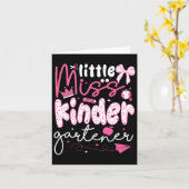 Kleine juffrouw kleuter coquette terug naar school kaart (Gele Bloem)