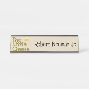 Kleine kaas met naam bureau naambordje