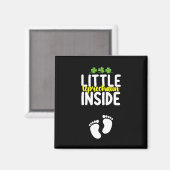 Kleine kabouter binnenin zwangerschap zwangere moe magneet (Voorkant / Achterkant)