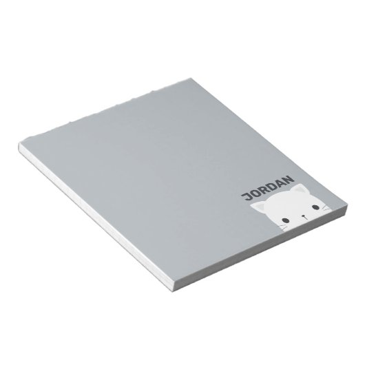 Kleine kat met persoonlijke naam bevestigen notitieblok (Schuin)