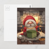 Kleine kerstman die een cadeau inpakt briefkaart (Voorkant / Achterkant)