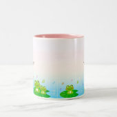 Kleine kikkers in parelkleurstoffen tweekleurige koffiemok (Center)