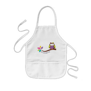 Kleine kleurrijke uil op een speciale afdeling kinder schort