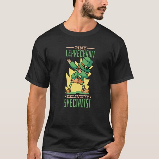 Kleine Leprechaun Bezorgspecialist St Patrick Dag T-shirt (Voorkant)