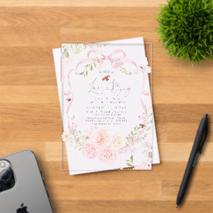 Kleine Liefdesfout Roze Strik Baby Shower Acryl Uitnodigingen