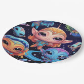 Kleine meerkleurige buitenaardse wezens in de ruim papieren bordje (Gekanteld)