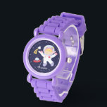 Kleine Meisje Astronaut gepersonaliseerd Horloge<br><div class="desc">Dit leuke horloge heeft een mooie vectorillustratie van een astronaut van een meisje,  een vallende ster en een ruimteschip op een donkerblauwe achtergrond en kan worden gepersonaliseerd met de naam van uw kind,  monogram,  initiaal of elke tekst van uw keuze voor een perfect aangepast cadeau.</div>