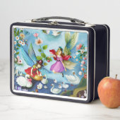 Kleine meisje feeën voeden van de zwanen (In situ)