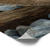 Kleine Meisje Op Spoorweg Tracks Poster (Hoek)