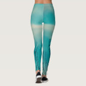 Kleine merel en een zachte blauwe lucht leggings (Achterkant)