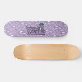 Kleine Miss Naughty Hiding Skateboard (Horizontaal)