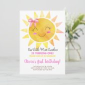 Kleine Miss Sunshine-meisjesverjaardagsuitnodiging Kaart (Staand voorkant)