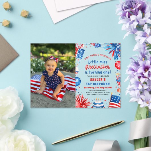 Kleine Miss Vuurwerk 4 juli 1e verjaardag Acryl Uitnodigingen (Insitu (Huwelijk))