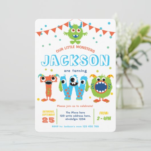 Kleine monster met thema tweeling tweede verjaarda kaart (Staand voorkant)