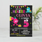 Kleine monsterverjaardagsuitnodiging voor meisje kaart (Staand voorkant)