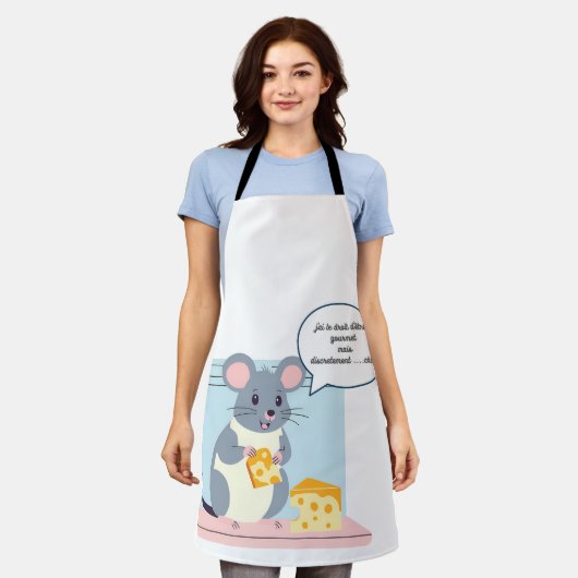 kleine muis met een stuk kaas schort (Gedragen)
