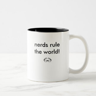 kleine nerd glazen , nerds heersen de wereld ! tweekleurige koffiemok