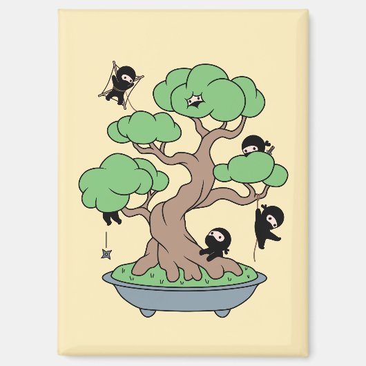 Kleine Ninjas in Bonsai-boom op Geel Magneet (Voorkant)