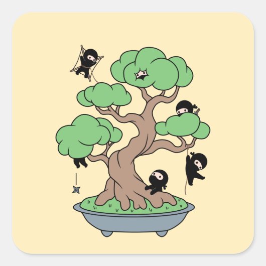 Kleine Ninjas in Bonsai-boom op Geel Vierkante Sticker (Voorkant)