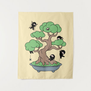 Kleine Ninjas in Bonsai-boom op Geel Wandkleed