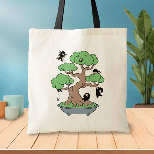 Kleine Ninjas in Bonsai-boom Tote Bag
