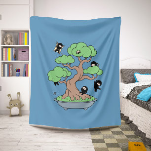 Kleine Ninjas in Bonsai Tree op Blauw Sherpa Deken
