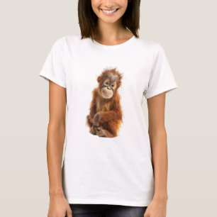 Kleine orang-oetanak baby rode haar grote mensaap t-shirt