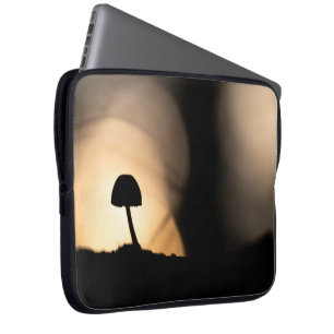 Kleine paddenstoel Natuur Foto Laptop Sleeve