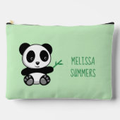 Kleine Panda met een Bamboe-toets op groen Etui (Voorkant)