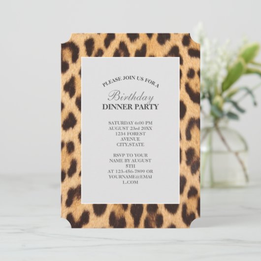 kleine papieren krant safari verjaardagsfeest kaart (Staand voorkant)